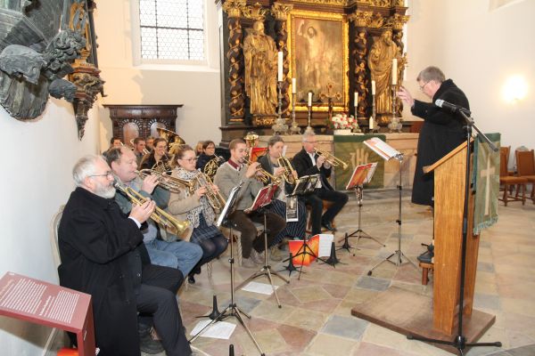 Zittauer Posaunenchor in Aktion in der Klosterkirche